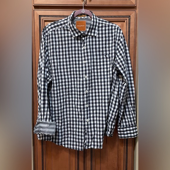 Tommy Bahama Other - Tommy Bahama Black/White 100% Cotton Button Down Shirt XL